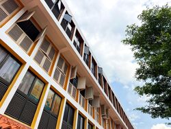 Toa Payoh Central (D12), Shop House #560116341